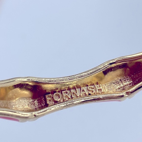 Fornash Hot Pink Enamel Clear Rhinestones Bamboo Design Magnetic Hinged Bracelet - Picture 3 of 6